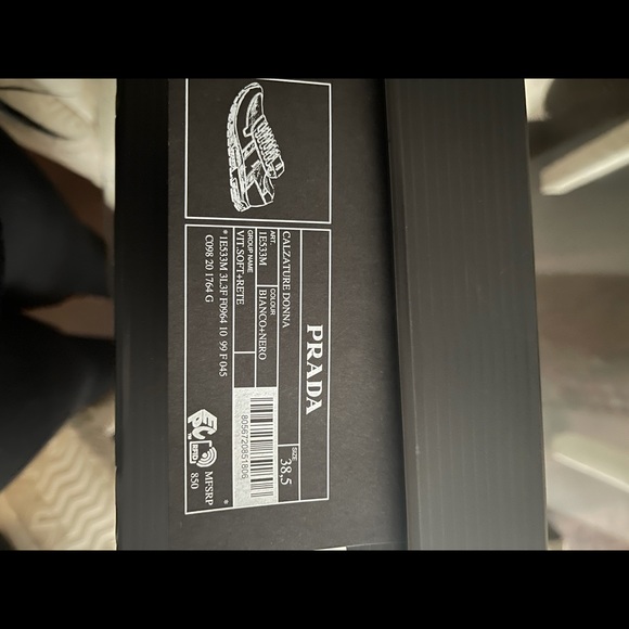PRADA TRAINERS (BRAND NEW NEVER WORN!) - Picture 3 of 10